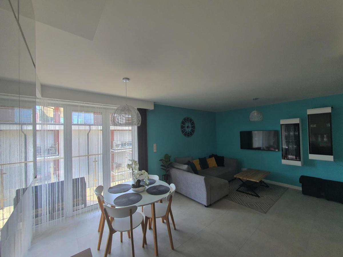 Apartament Holiday 32 Rewal Eksteriør bilde